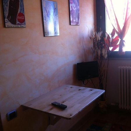 Torre Dell'Orologio Apartment Sestriere Bagian luar foto